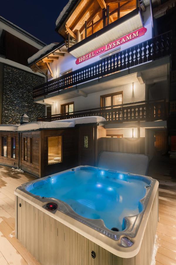 Hotel Lyskamm Бройл-Червиня Екстериор снимка