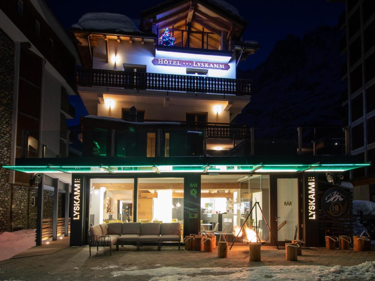 Hotel Lyskamm Бройл-Червиня Екстериор снимка